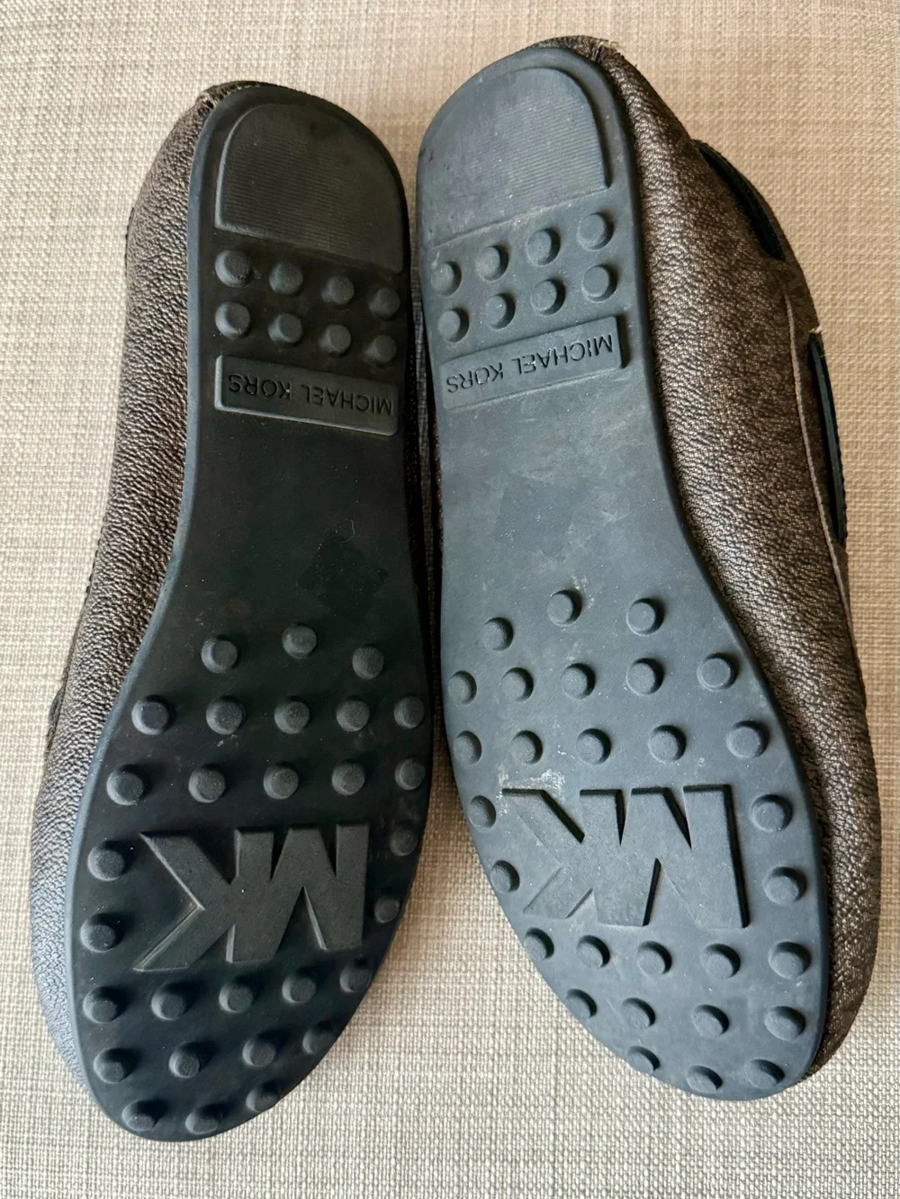 Michael Kors Women’s Sutton Signature Logo Moccasin Flats